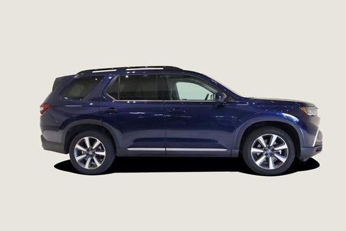 2023 Honda Pilot Touring 8-Passenger
