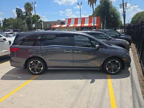 2023 Honda Odyssey Elite