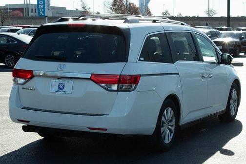 White 2016 Honda Odyssey EX-L