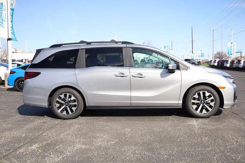 Silver Metallic 2026 Honda Odyssey EX-L