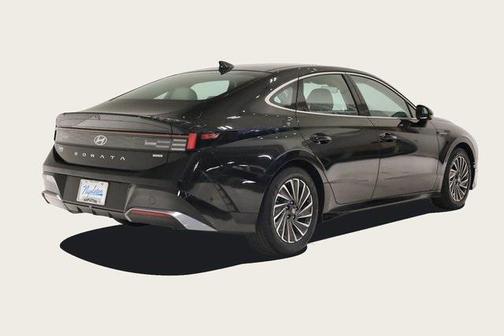 2024 Hyundai SONATA Hybrid Limited