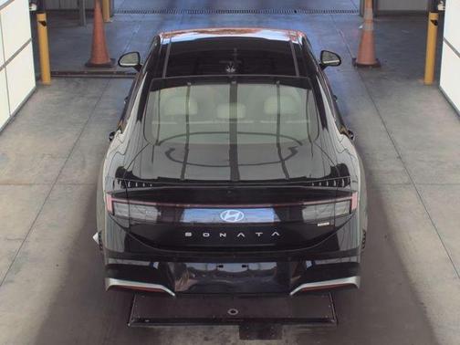 2024 Hyundai SONATA Hybrid Limited