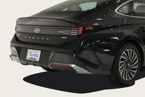 2024 Hyundai SONATA Hybrid Limited