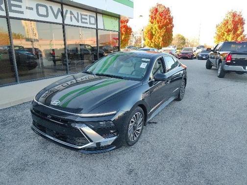 2024 Hyundai SONATA Hybrid Limited