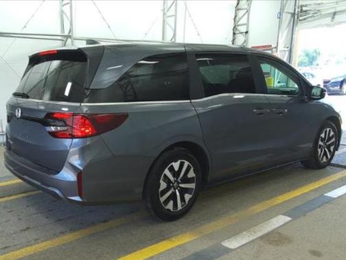Modern Steel Metallic 2025 Honda Odyssey EX-L