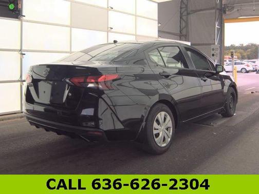 2023 Nissan Versa 1.6 S