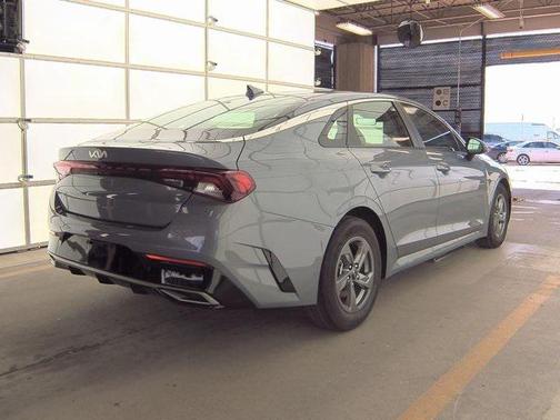 2023 Kia K5 LXS