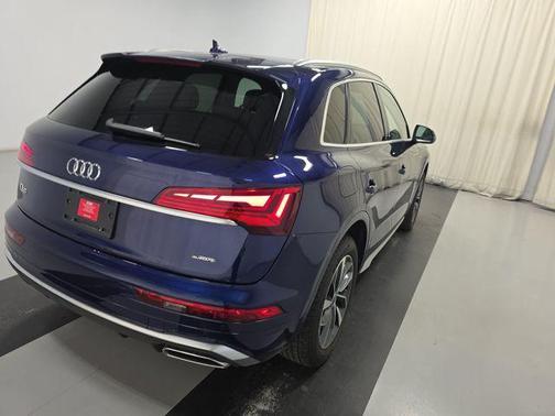 2022 Audi Q5 45 S line Premium