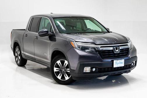 Modern Steel Metallic 2019 Honda Ridgeline RTL