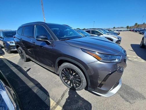 2024 Toyota Highlander XSE