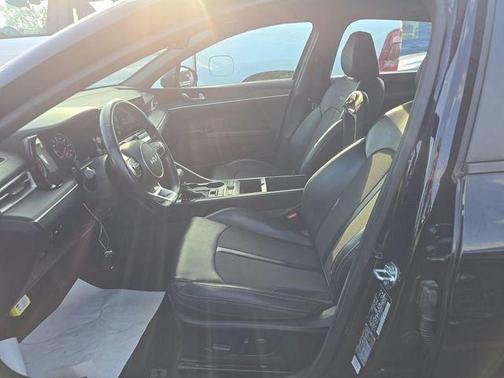 Ebony Black 2022 Kia K5 GT-Line