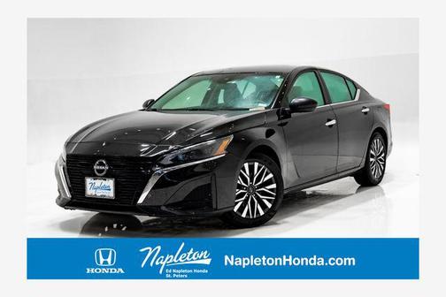 Super Black Clearcoat 2025 Nissan Altima 2.5 SV