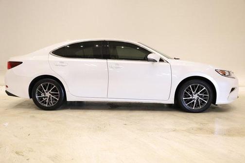 2017 Lexus ES 350 Base