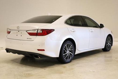 2017 Lexus ES 350 Base