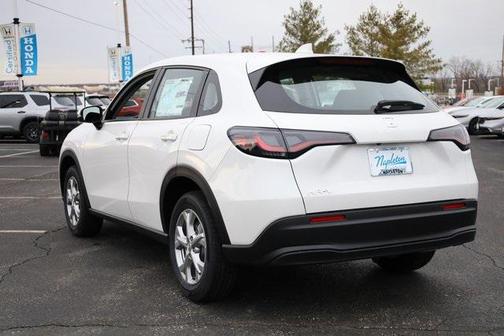 2025 Honda HR-V LX