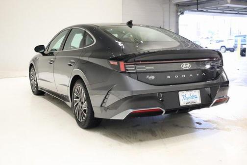 2024 Hyundai SONATA Hybrid SE
