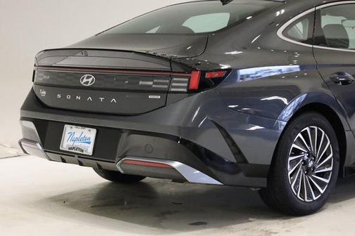 2024 Hyundai SONATA Hybrid SE