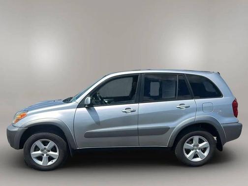 Silver 2004 Toyota RAV4 Base