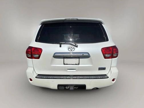 Blizzard Pearl 2014 Toyota Sequoia Platinum