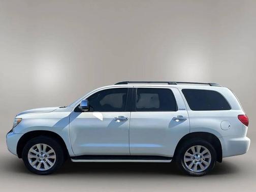 Blizzard Pearl 2014 Toyota Sequoia Platinum
