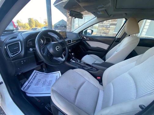 2015 Mazda Mazda3 i Touring