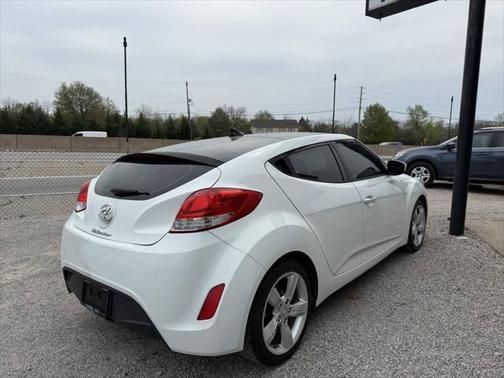 2014 Hyundai Veloster Base