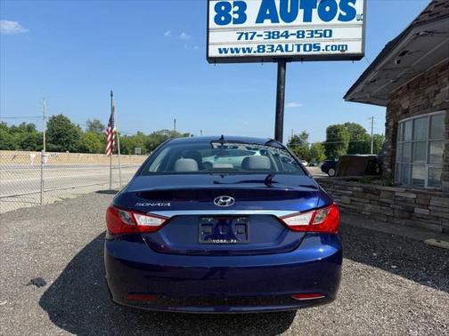 2012 Hyundai SONATA GLS