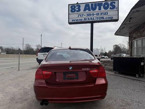 2011 BMW 328 328i 4dr Sedan