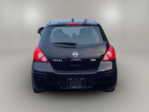 2012 Nissan Versa 1.8 S