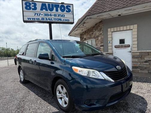 2011 Toyota Sienna LE