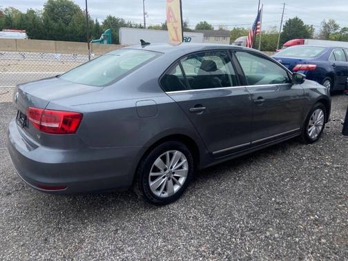 2015 Volkswagen Jetta Auto SE w/Connectivity