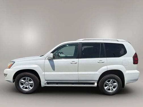 Blizzard Pearl 2004 Lexus GX 470 Base 4WD 4dr SUV