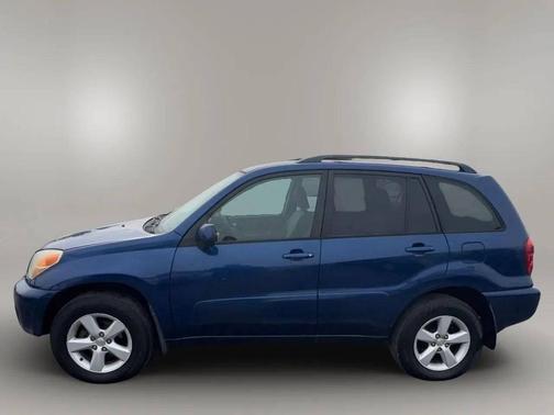 2004 Toyota RAV4 Base