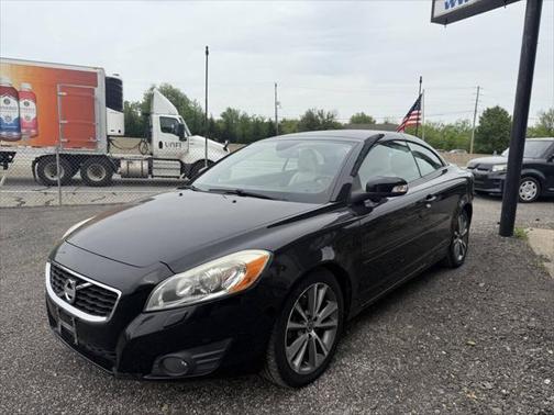 2011 Volvo C70 T5