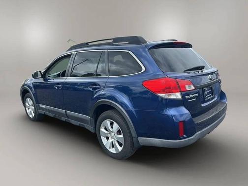 Blue 2010 Subaru Outback 3.6 R Limited
