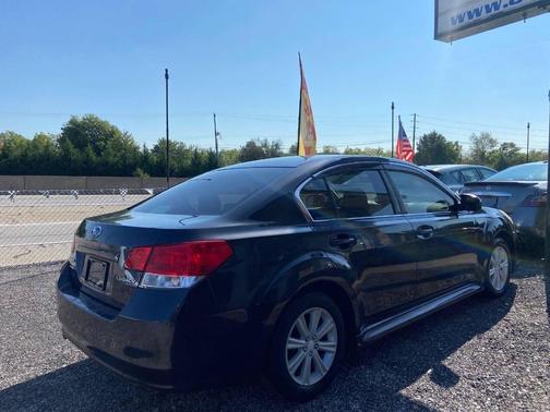 2010 Subaru Legacy Premium