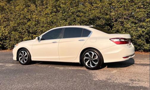 2017 Honda Accord EX-L