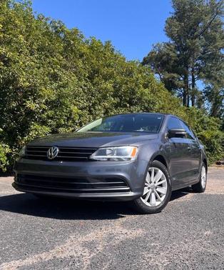 Platinum Gray Metallic 2015 Volkswagen Jetta Auto SE w/Connectivity