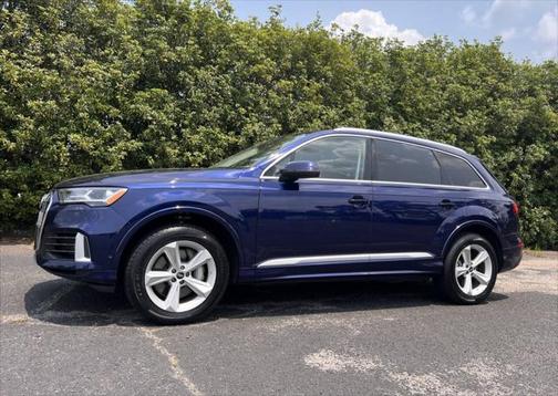 2022 Audi Q7 55 Premium