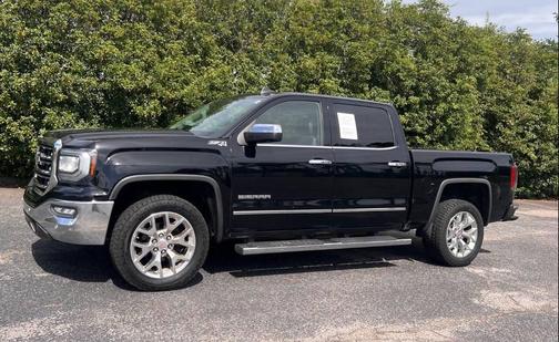 Onyx Black 2017 GMC Sierra 1500 SLT