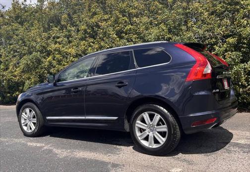 2017 Volvo XC60 T5 Inscription