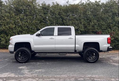 2018 Chevrolet Silverado 1500 2LT