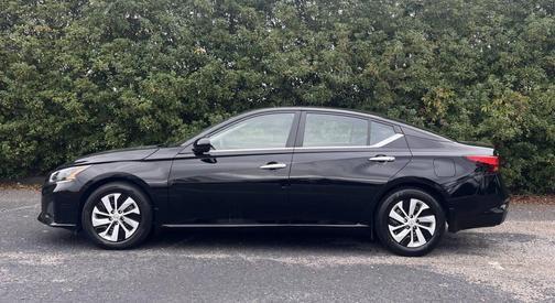 2024 Nissan Altima S FWD