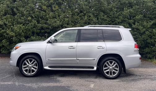 2013 Lexus LX 570 Base