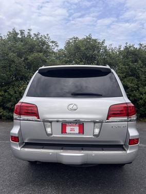 2013 Lexus LX 570 Base
