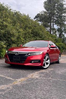 Radiant Red Metallic 2018 Honda Accord Touring 2.0T