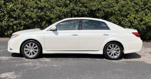 2011 Toyota Avalon Limited