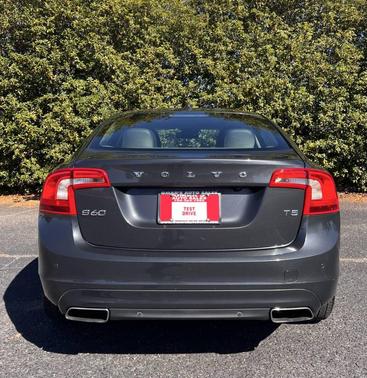 2014 Volvo S60 T5 Platinum