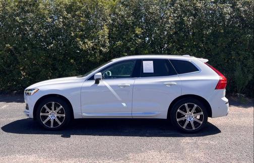 White 2019 Volvo XC60 T5 Inscription