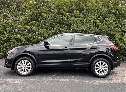 2021 Nissan Rogue Sport S
